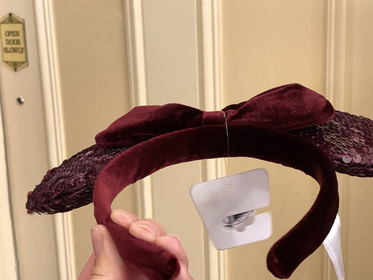 burgundy-sangria-minnie-ears-2020_5