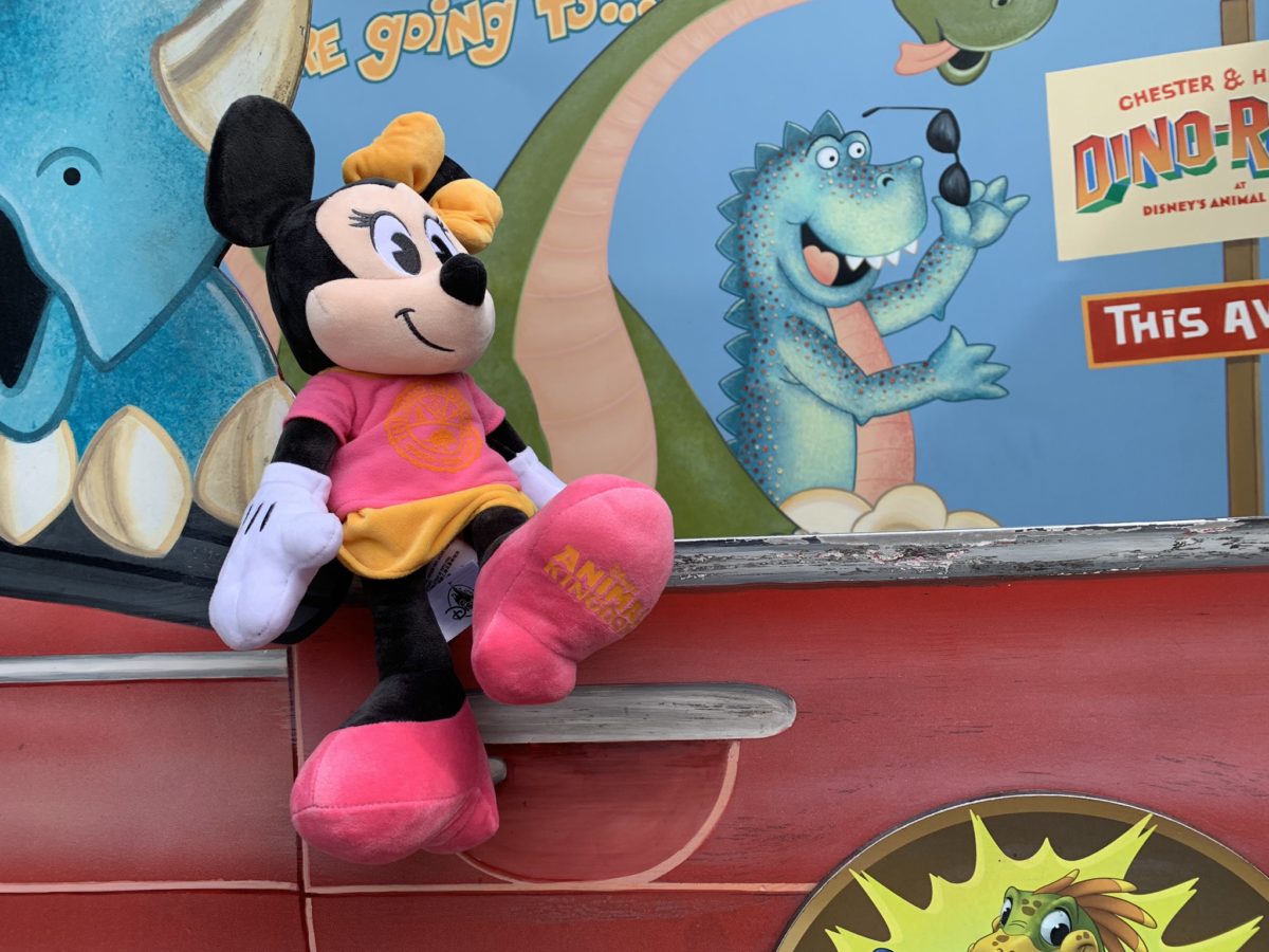 fossil-fun-games-dino-institute-minnie_7-7235301