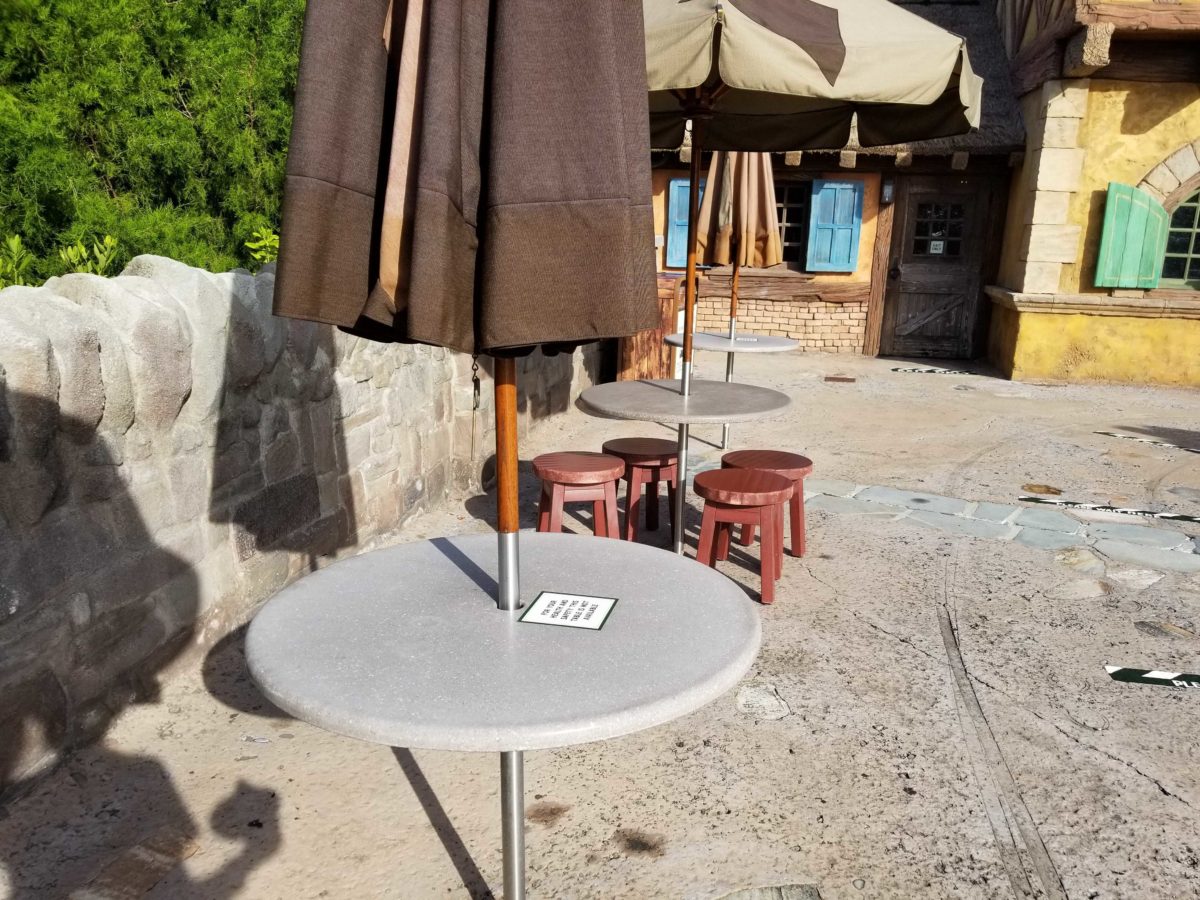 gastons-tavern-reopening_10
