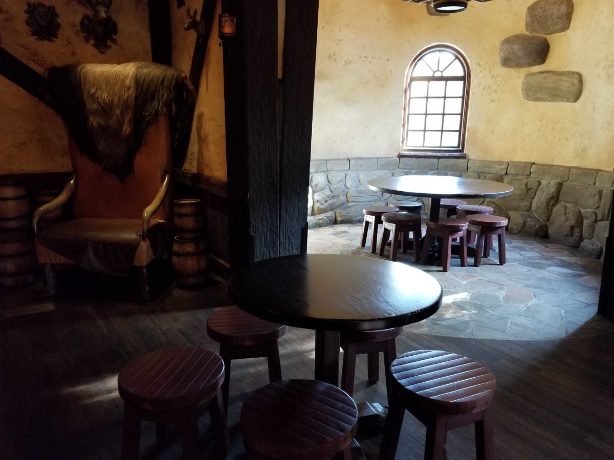 gastons-tavern-reopening_34