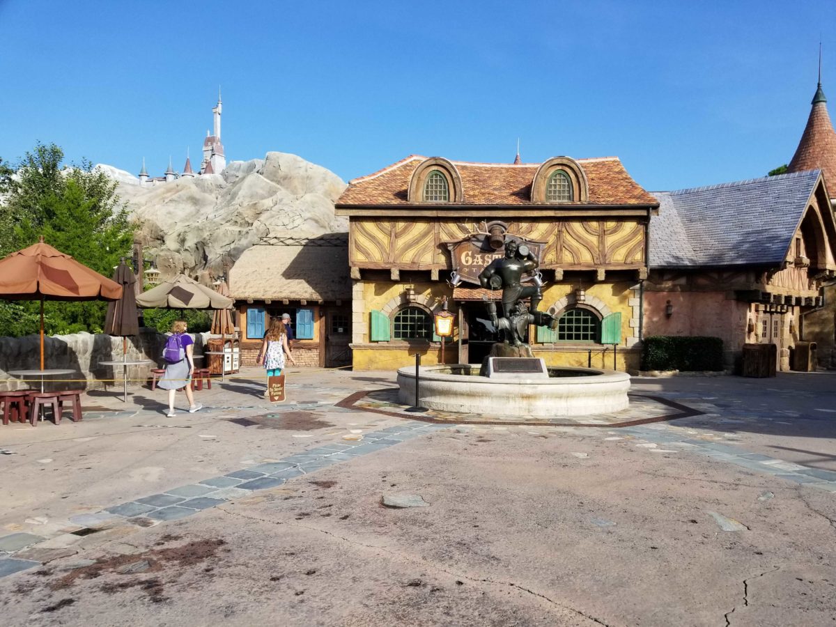 gastons-tavern-reopening_9