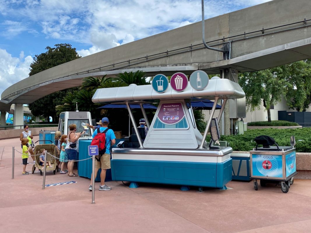 gourmet-popcorn-cart-reopens-1