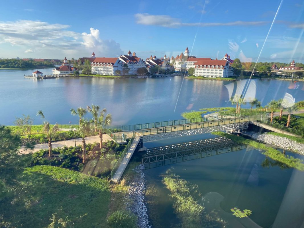 grand-floridian-walkway-09-08-4