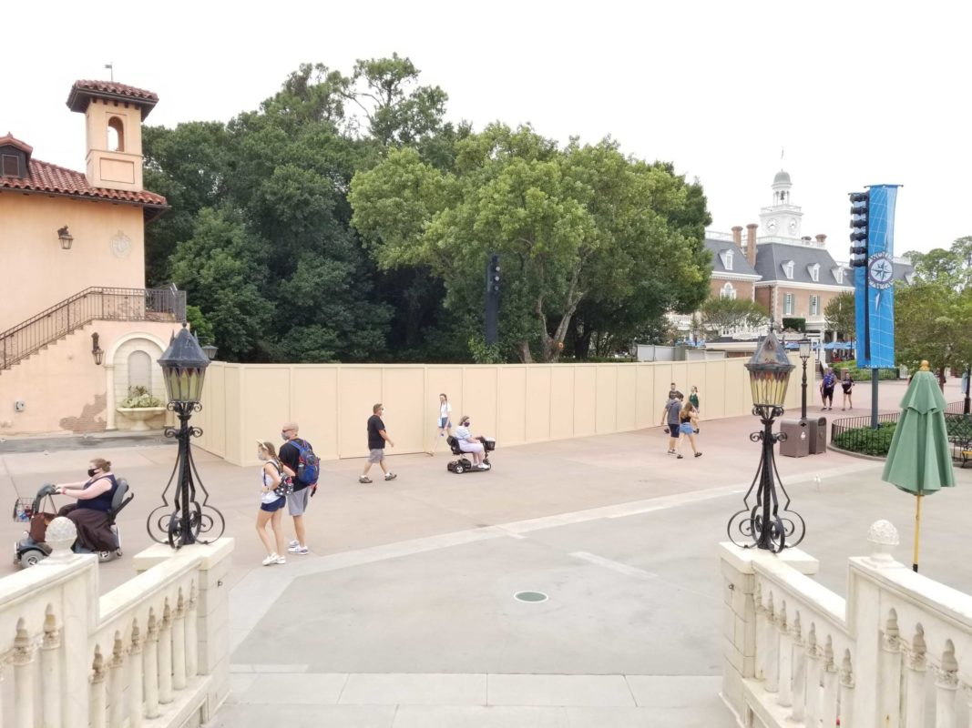 italy-construction-walls-09-22-13