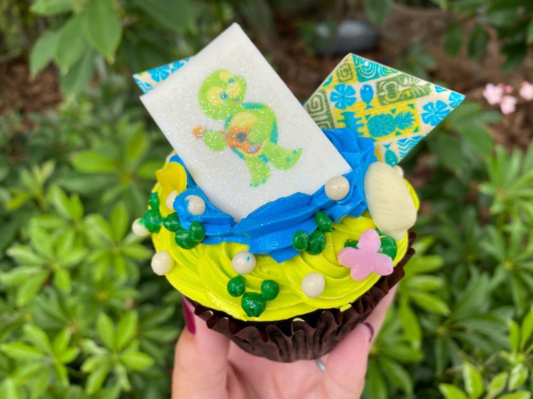 olu-mel-cupcake-polynesian-resort-3