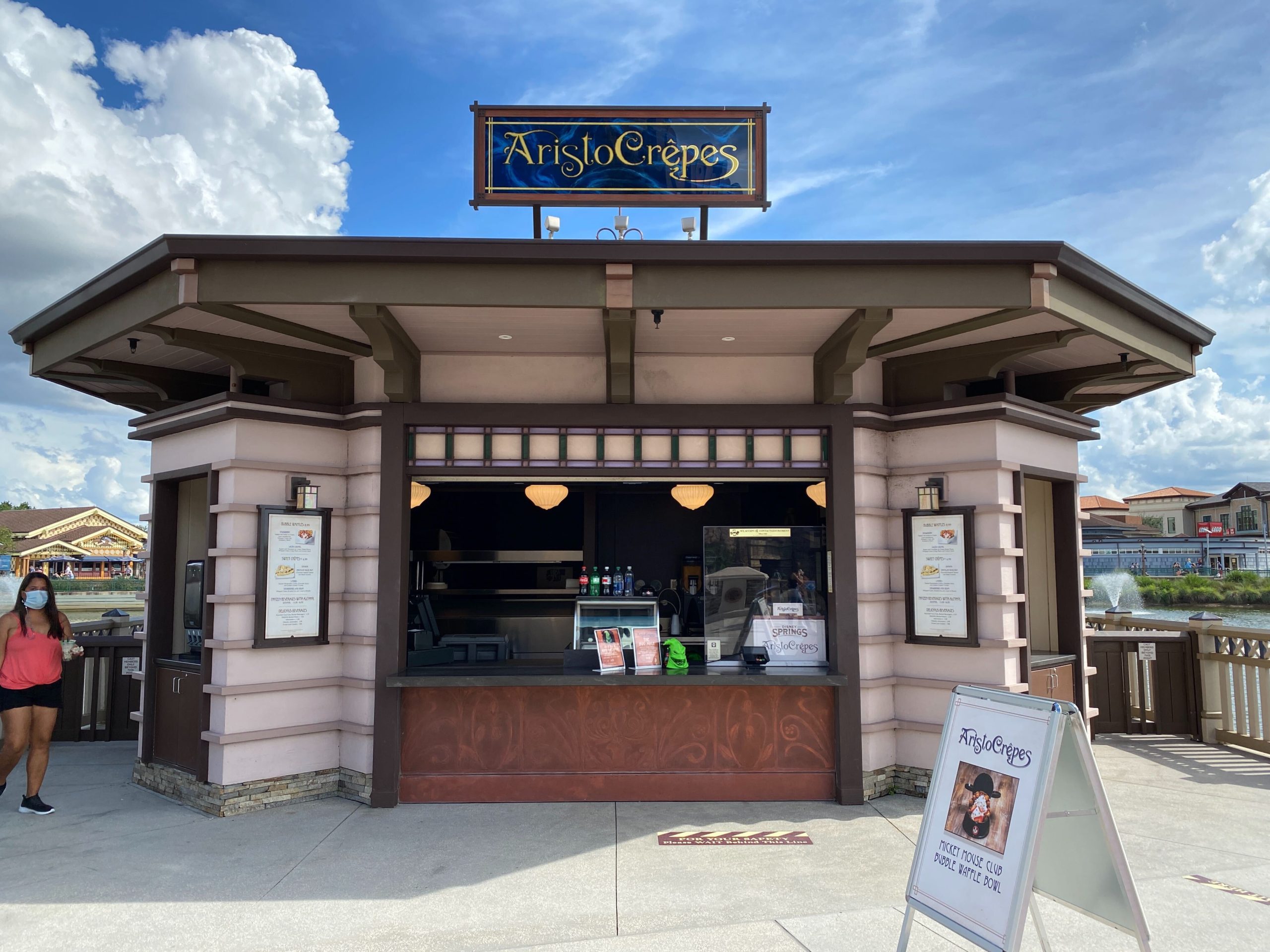 oogie-boogie-worms-n-dirt-sundae-aristocrepes-disney-springs-menu-2