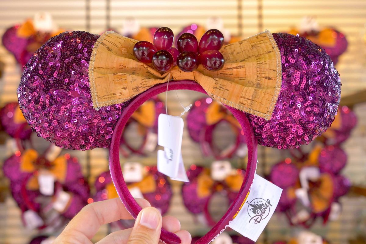 wine-minnie-ears