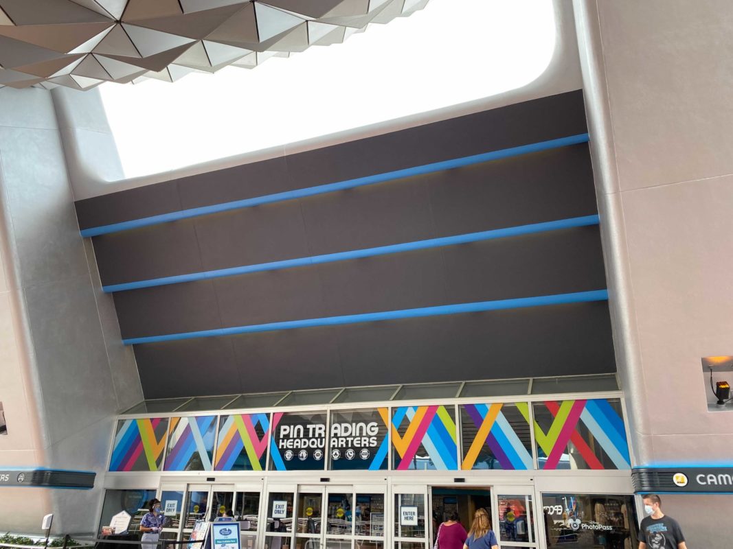 Angled Pin Traders Blue Lights