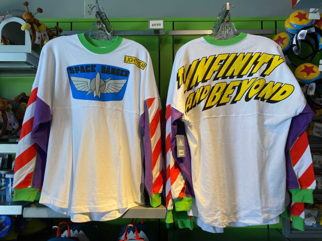 buzz-lightyear-toy-story-spirit-jersey-store-command-magic-kingdom-7