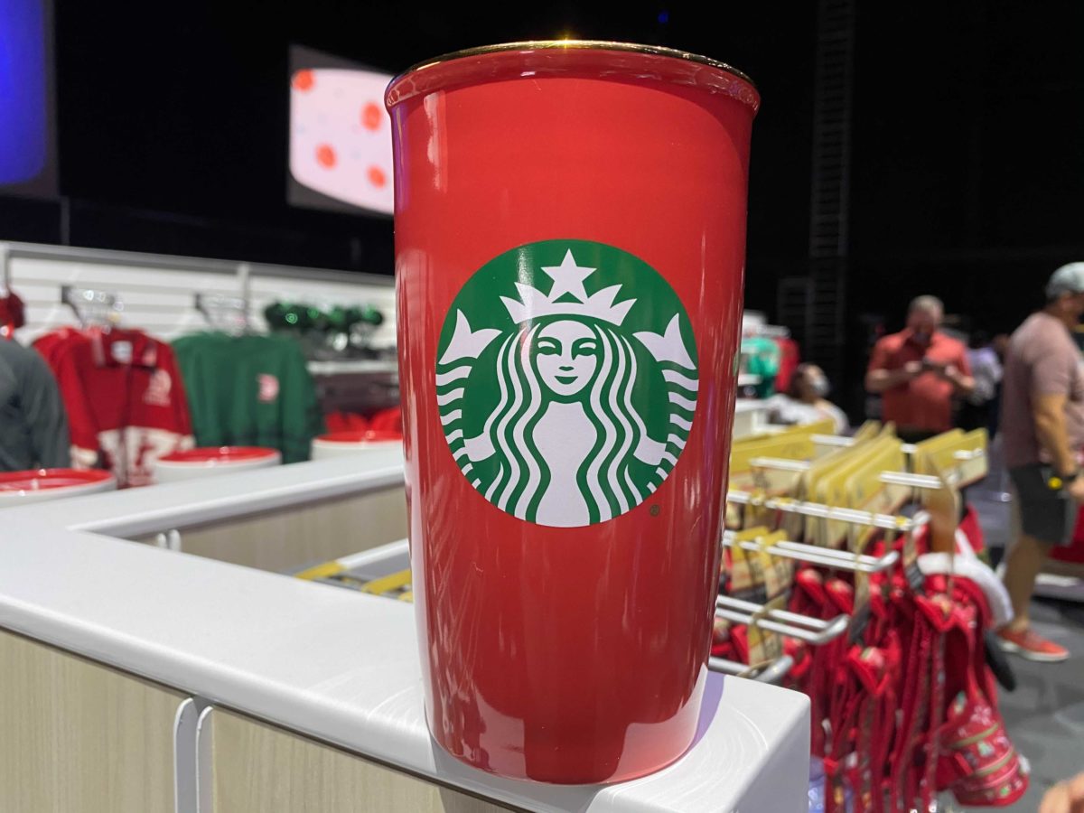 disneyland christmas starbucks tumbler