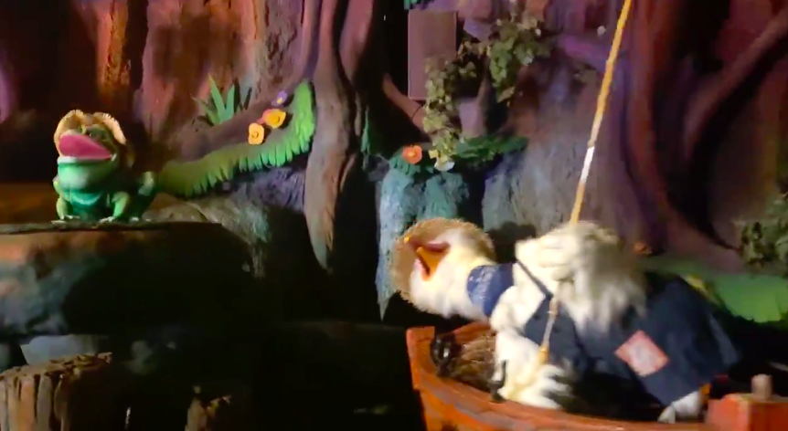 fallen-stork-splash-magicalnewslive_4-9030834