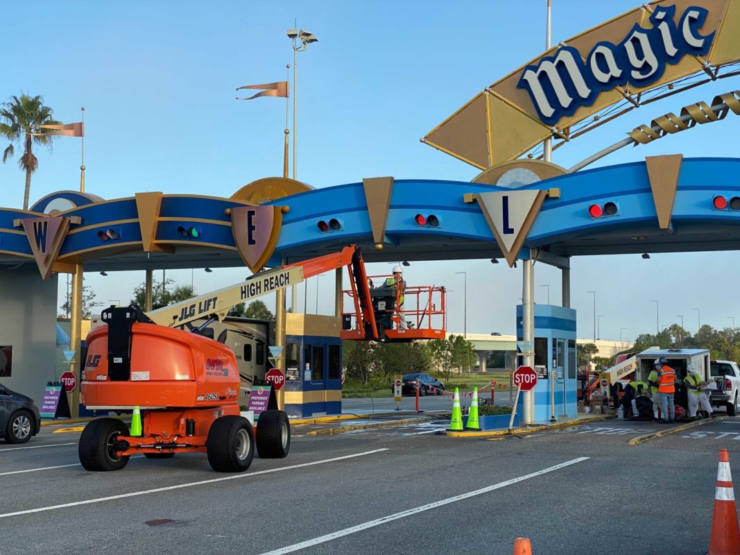 magic-kingdom-toll-plaza-10-12-12