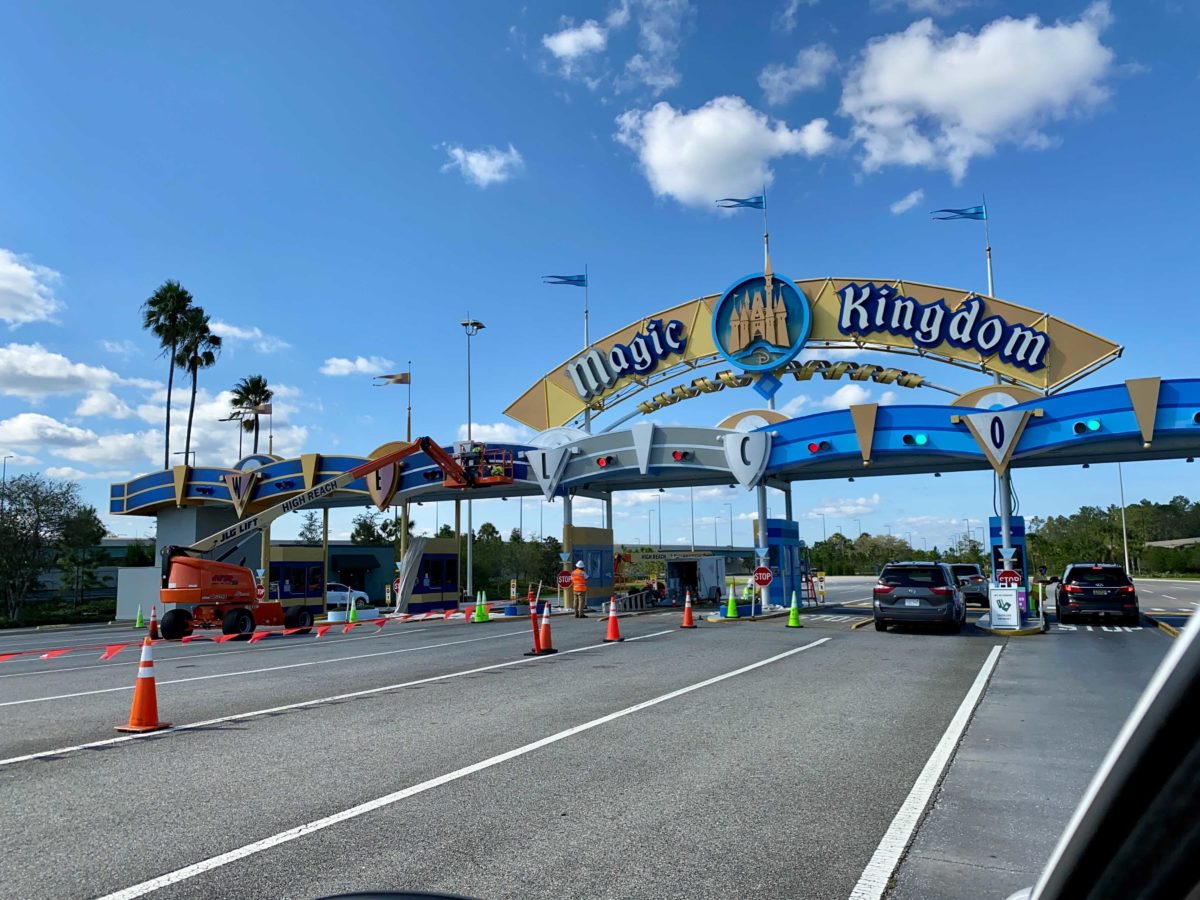magic-kingdom-toll-plaza-10-13-23
