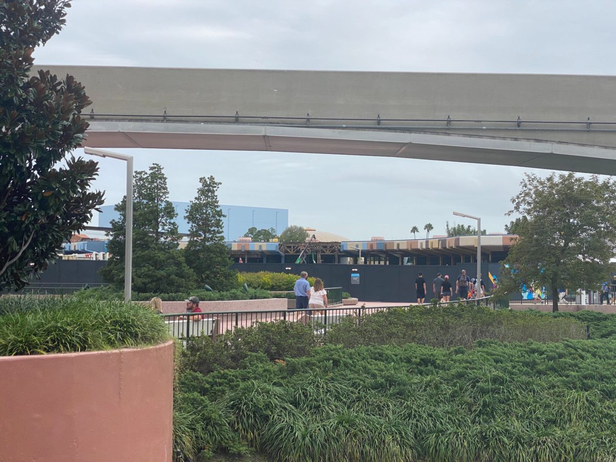 mouse-gear-refurbishment-construction-electric-umbrella-demolition-october-21-2020-2