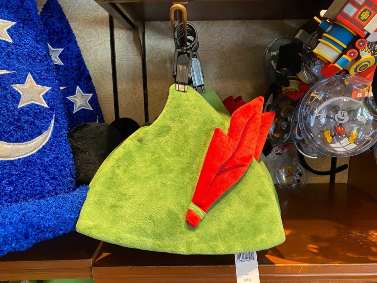 peter-pan-hat-the-chapeau-magic-kingdom-7