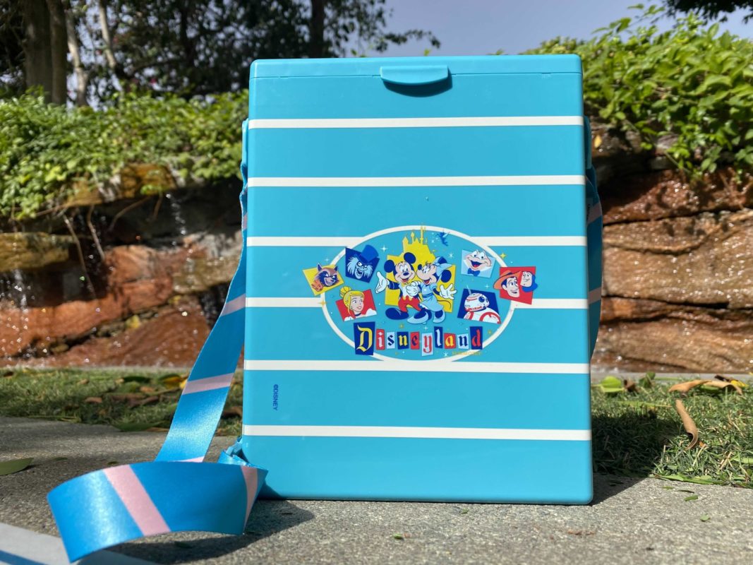 retro-disneyland-popcorn-bucket-1