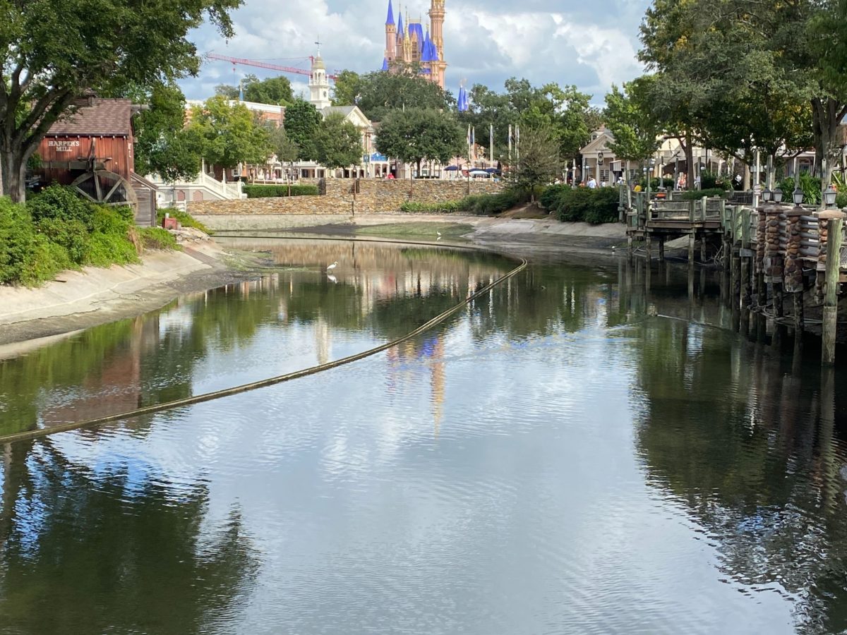 riverboat-track-rivers-of-america-magic-kingdom-oct-2020_17