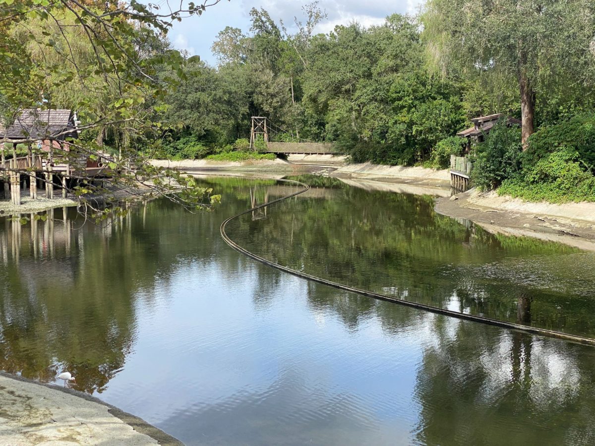 riverboat-track-rivers-of-america-magic-kingdom-oct-2020_18