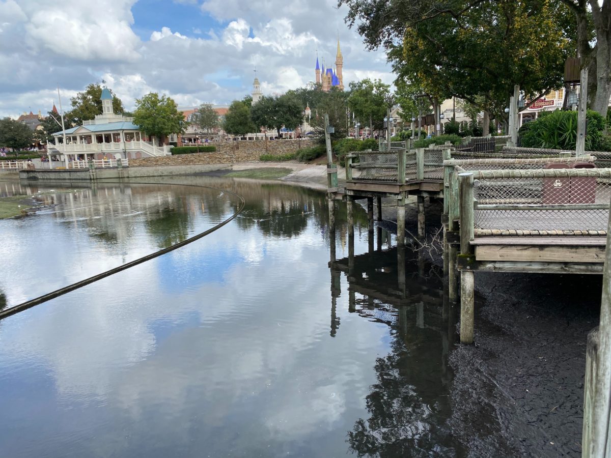 riverboat-track-rivers-of-america-magic-kingdom-oct-2020_4