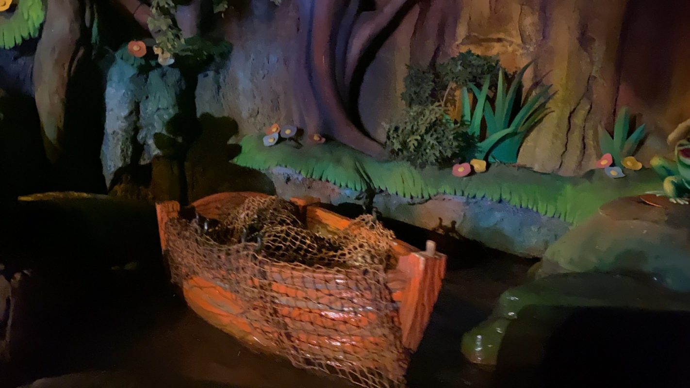 splash-mountain-glitches-14