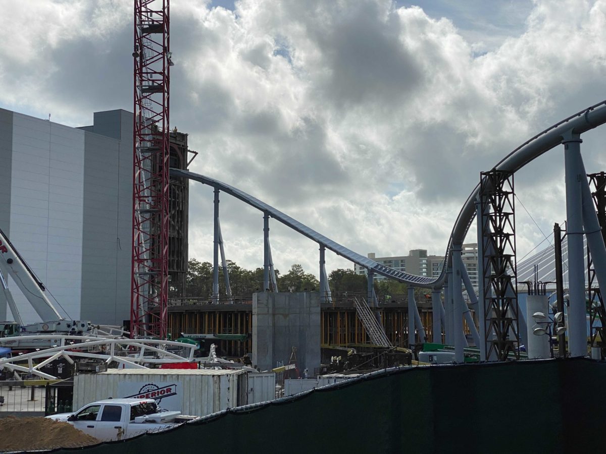tron-lightcycle-run-construction-magic-kingdom-october-7-2020-14