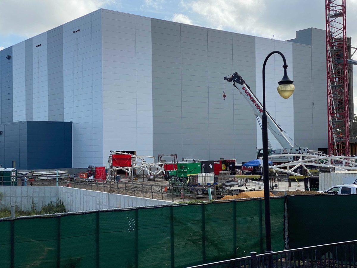 tron-lightcycle-run-construction-magic-kingdom-october-7-2020-8