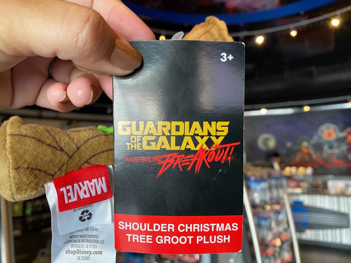 xmas-groot-shoulder-plush-2020_4