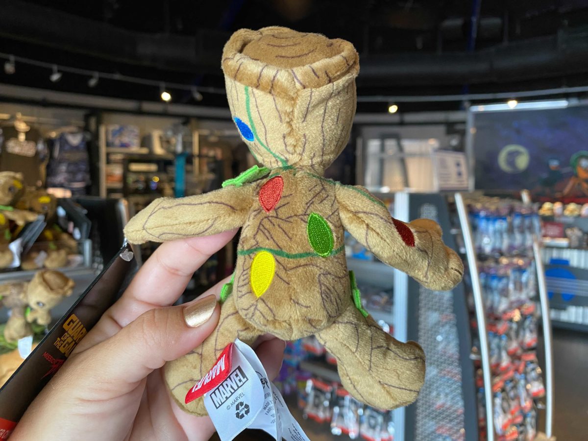 xmas-groot-shoulder-plush-2020_6
