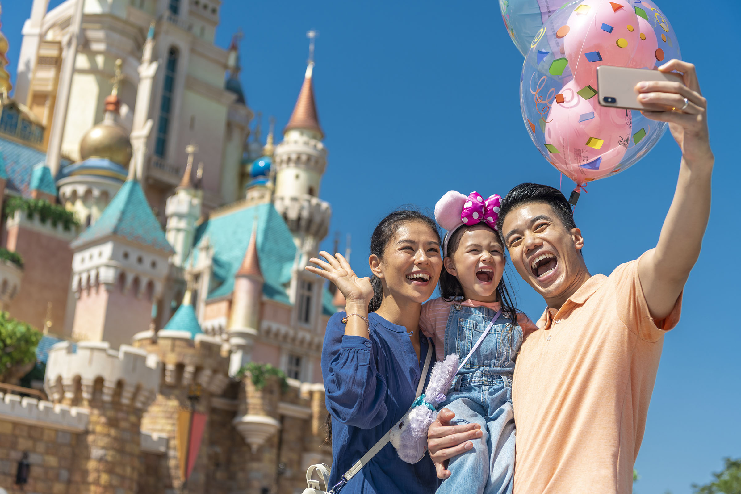 Hong Kong Disneyland family