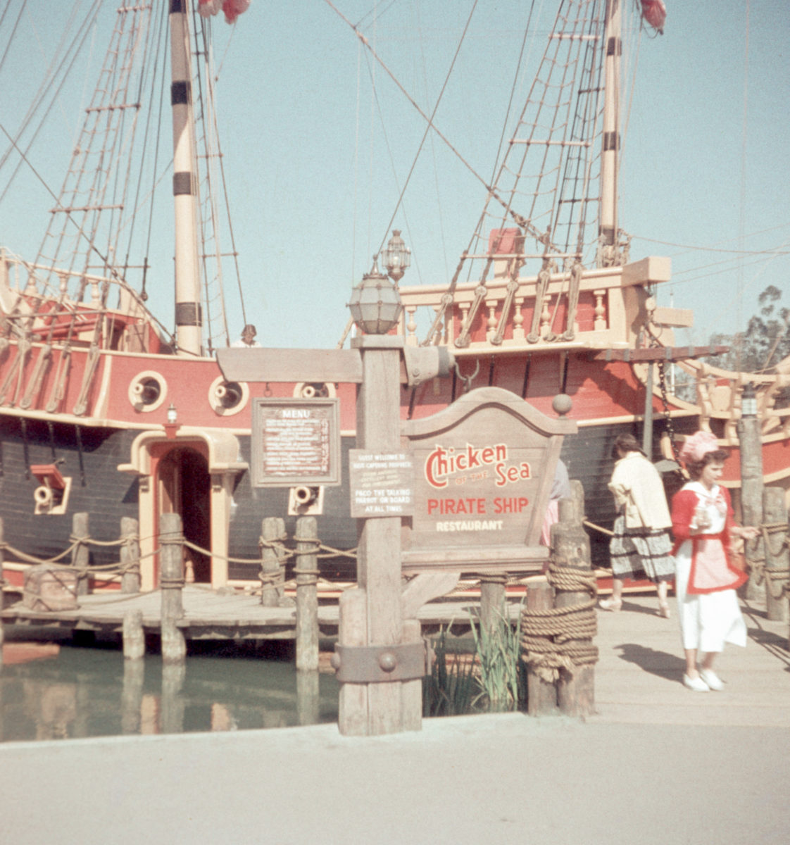 3d-disneyland-chicken-of-the-sea-4105402