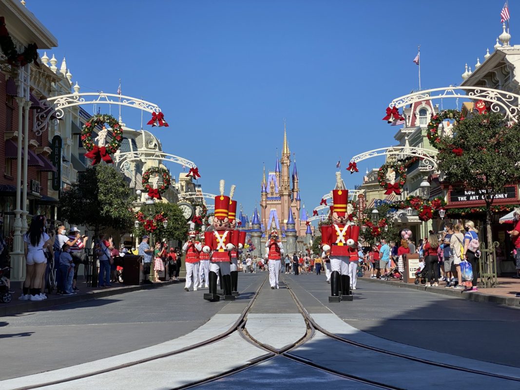 main-street-philharmonic-toy-soldiers-main-street-usa-featured-image-hero-magic-kingdom-11172020-5437489