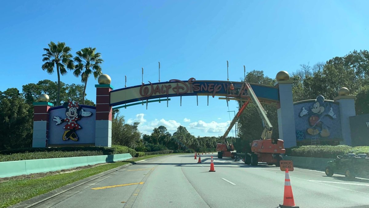 walt-disney-world-western-way-sign-castle-removed_8