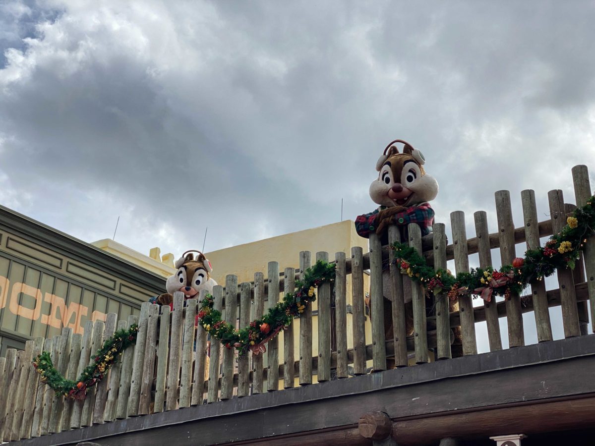 chip-dale-christmas-5