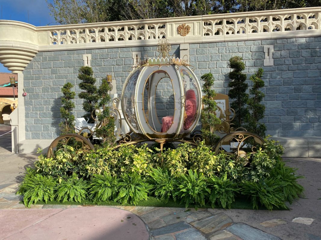cinderella-carriage-photopass