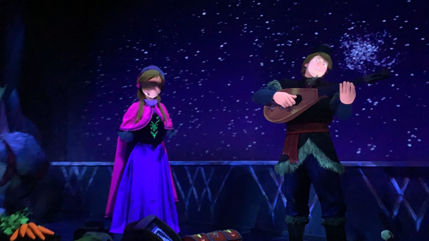 frozen-ever-after-reopens-technical-glitches-glitch-anna-4