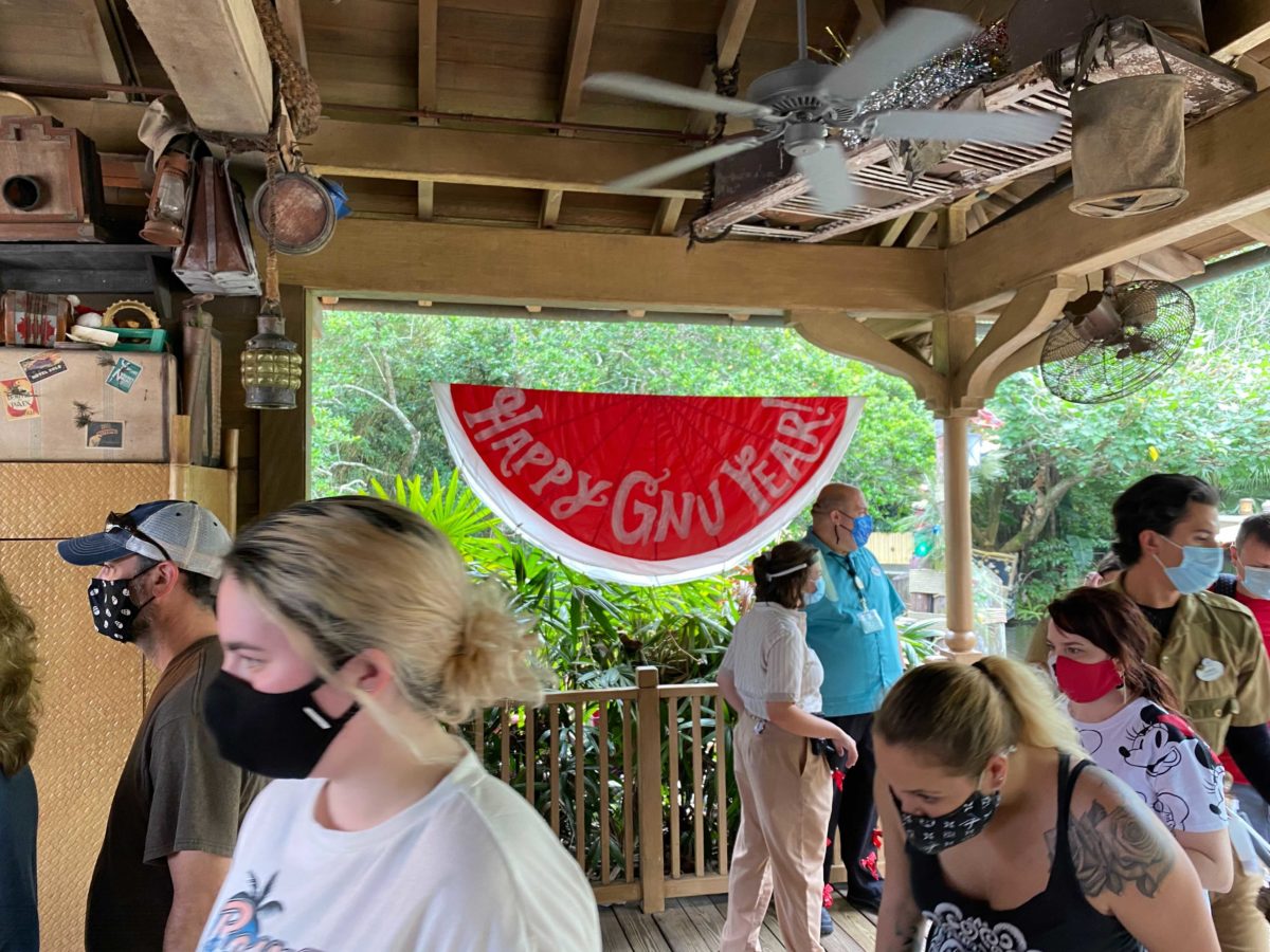 jingle-cruise-happy-gnu-year