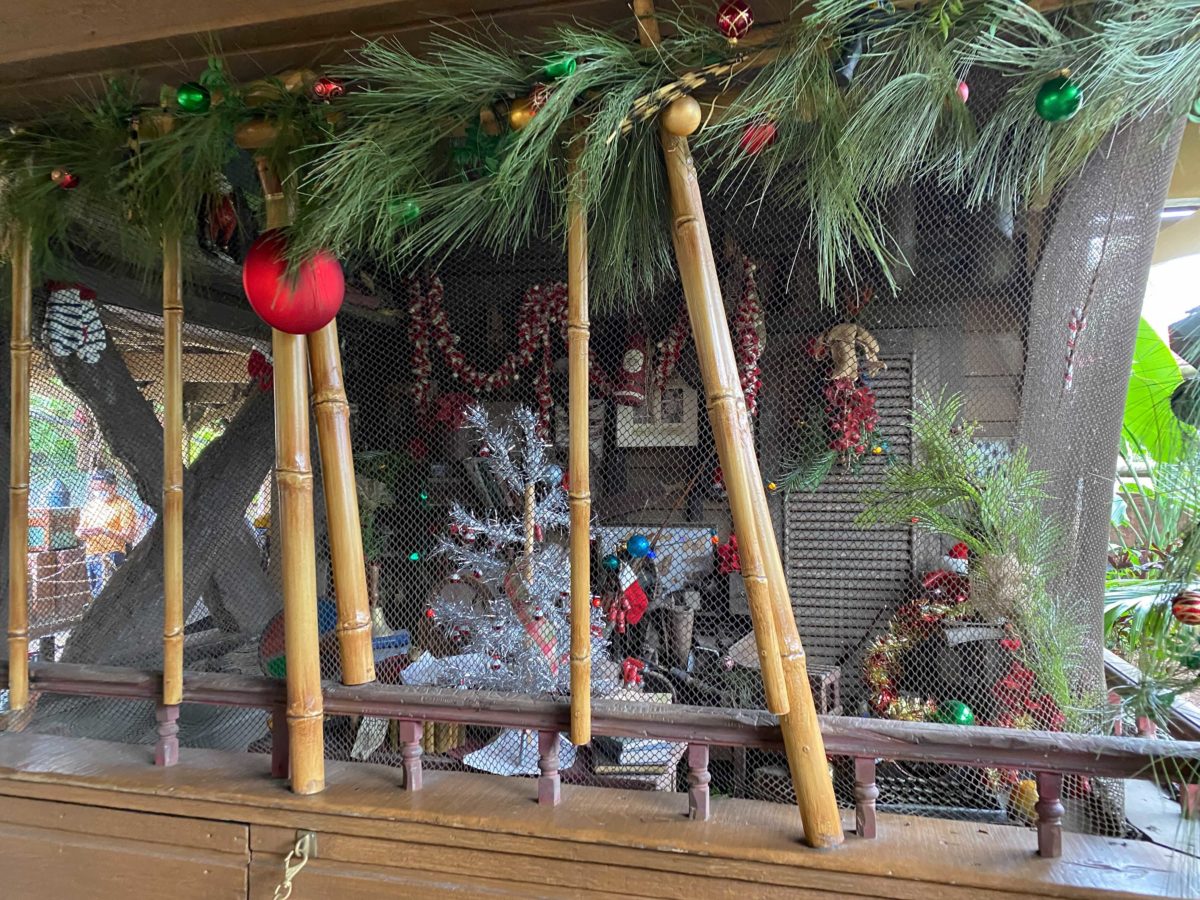 jingle-cruise-office