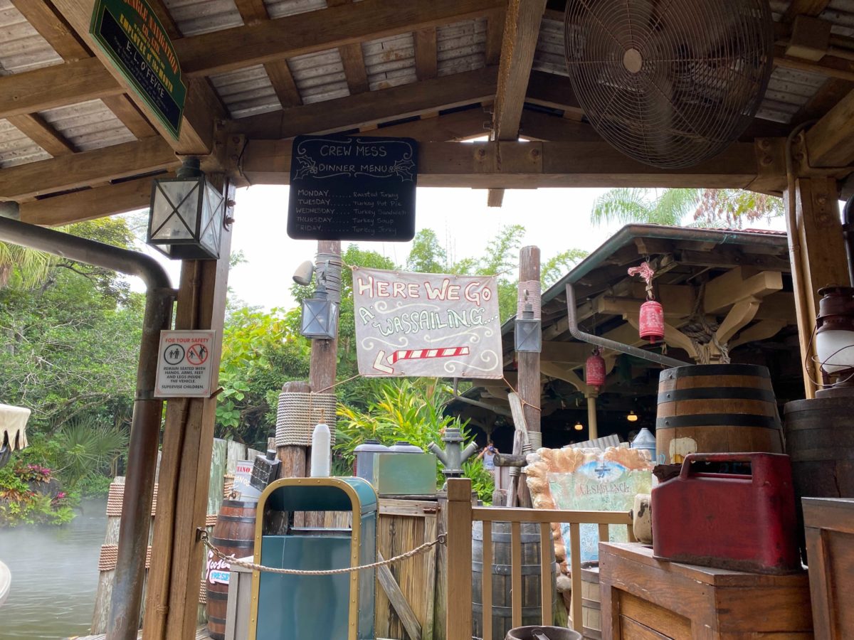jingle-cruise-wassailaing