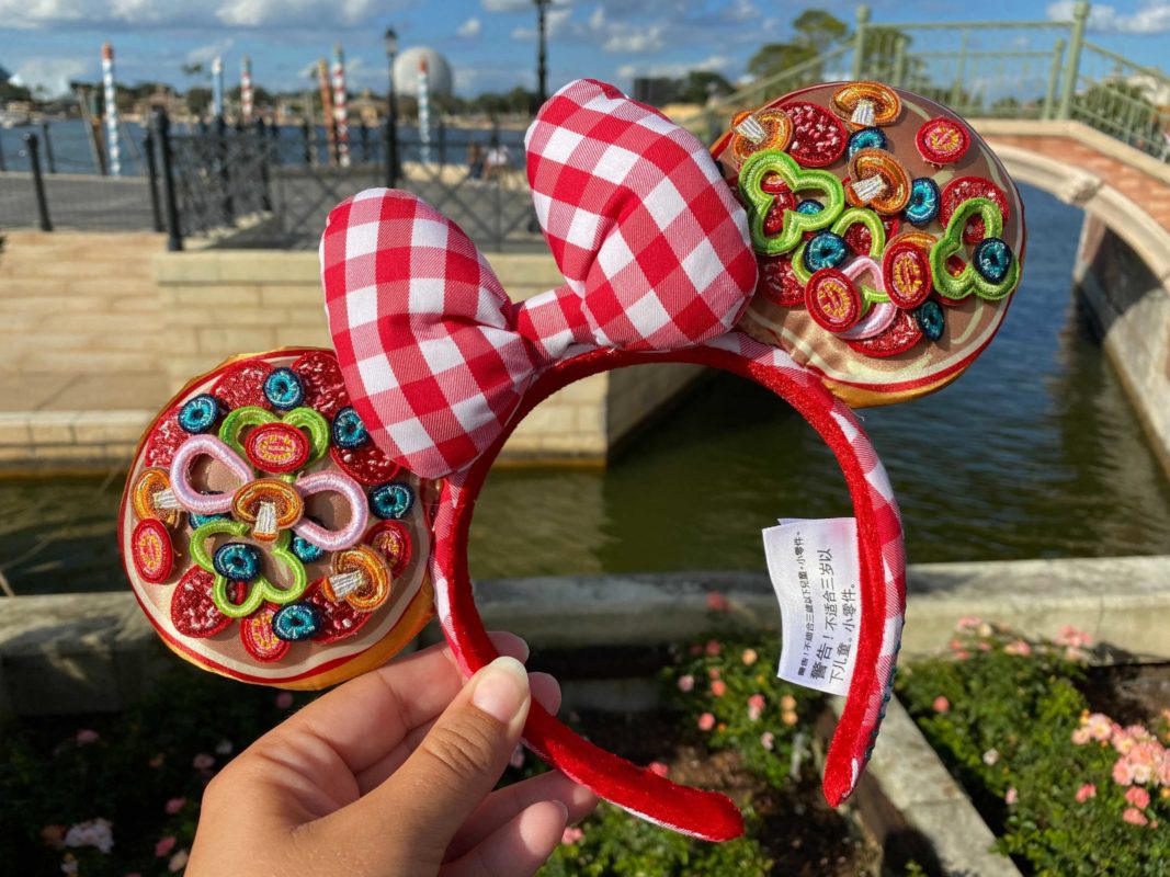 pizza-ears-italy-1090628