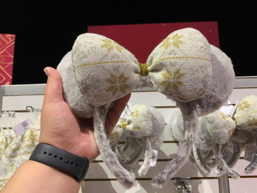 winter-magic-minnie-ears-backlot-premiere-shop-3