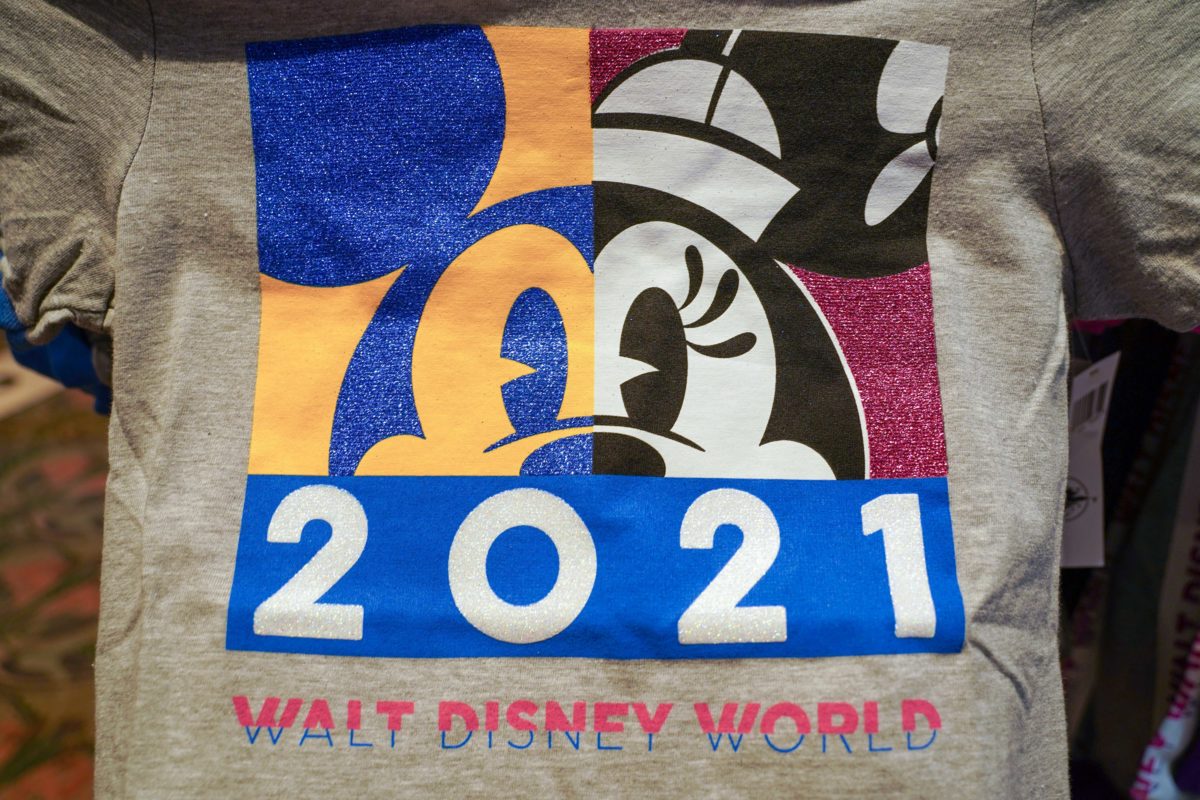 2021-youth-mickey-minnie-t-shirt-2-2543796