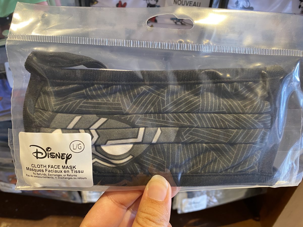 black-panther-logo-face-mask-magic-kingdom-12172020-3843296