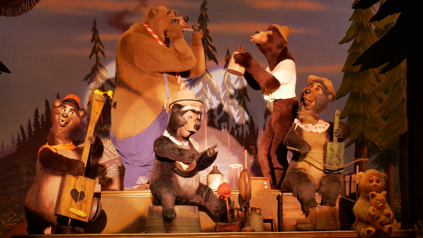 Country Bear Jamboree Five Bear Rugs in Tokyo Disneyland