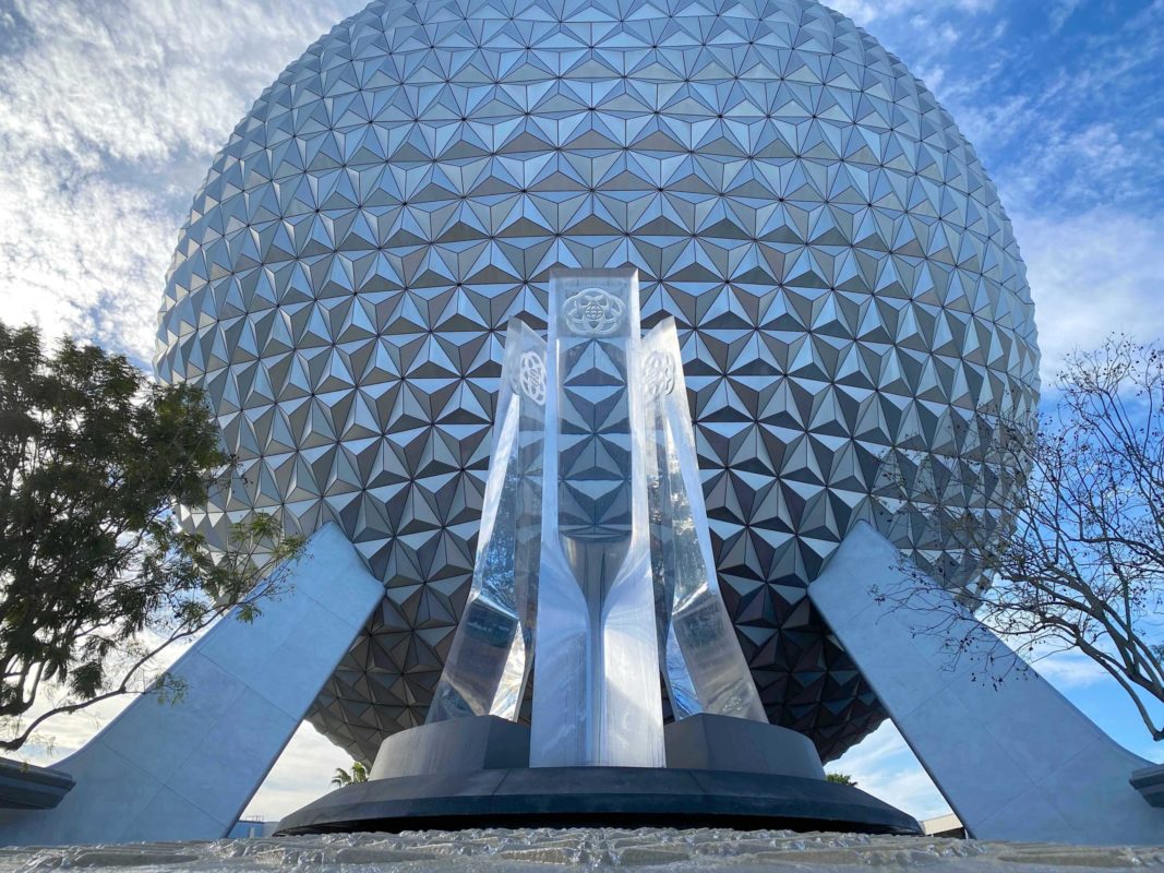 epcot-main-entrance-fountain-pylons-full-reveal_6-8601256