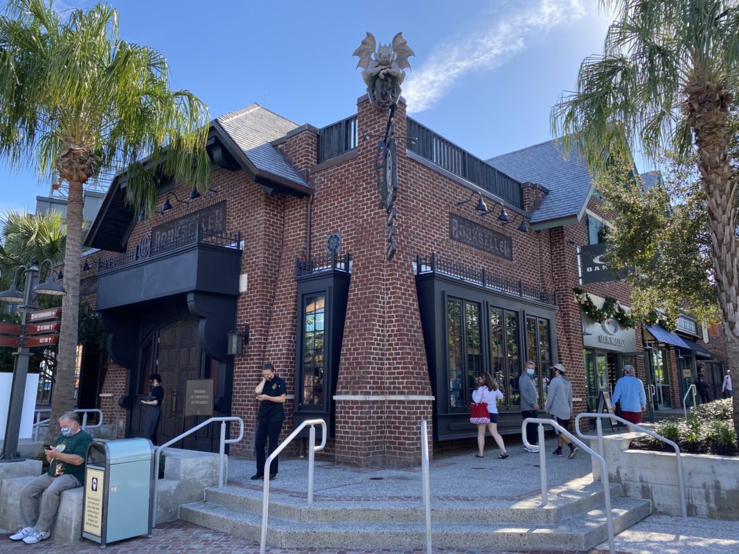 gideons-bake-house-construction-walls-removed-disney-springs-12222020-3111512