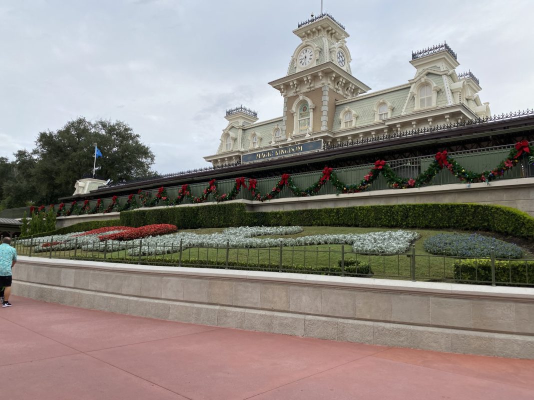 Main Street train station construction walls magic kingdom 12042020