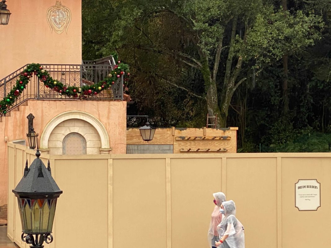 italy-pavilion-food-kiosk-construction-dec2020-4