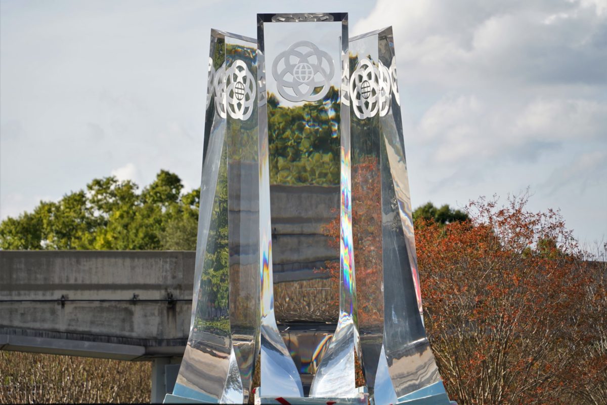 lucite-pylons-12-13-20-1721484