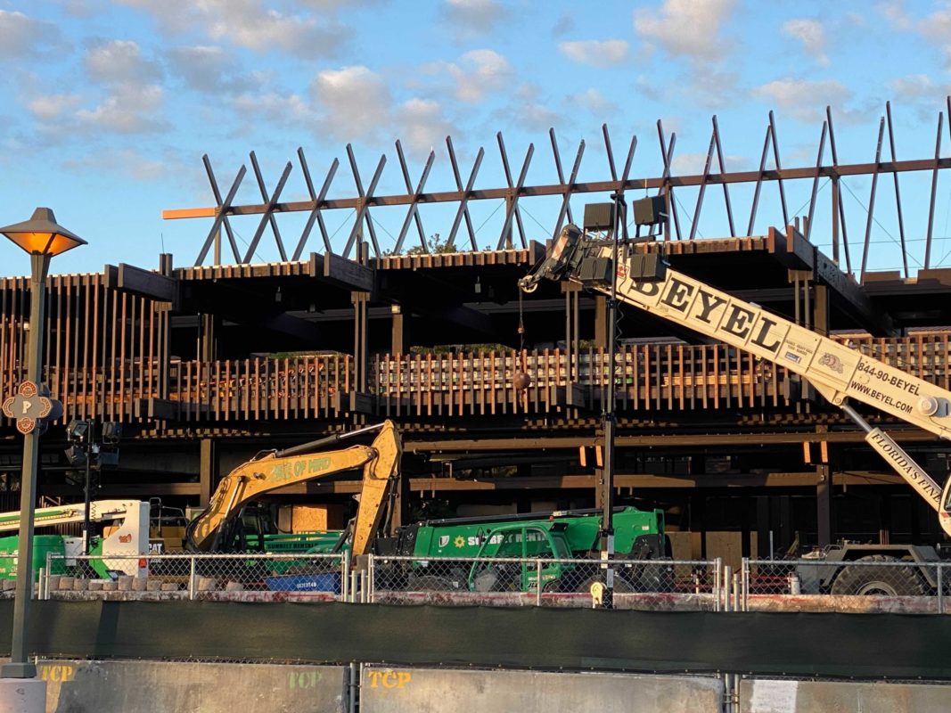 polynesian-village-monorail-platform-construction-15-9062071
