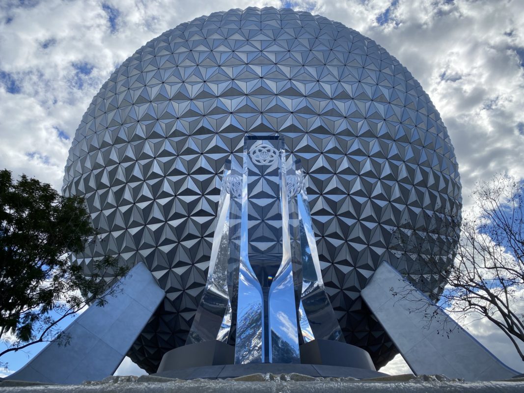 spaceship-earth-lucite-pylons-entrance-fountain-featured-image-hero-epcot-12292020-9237794